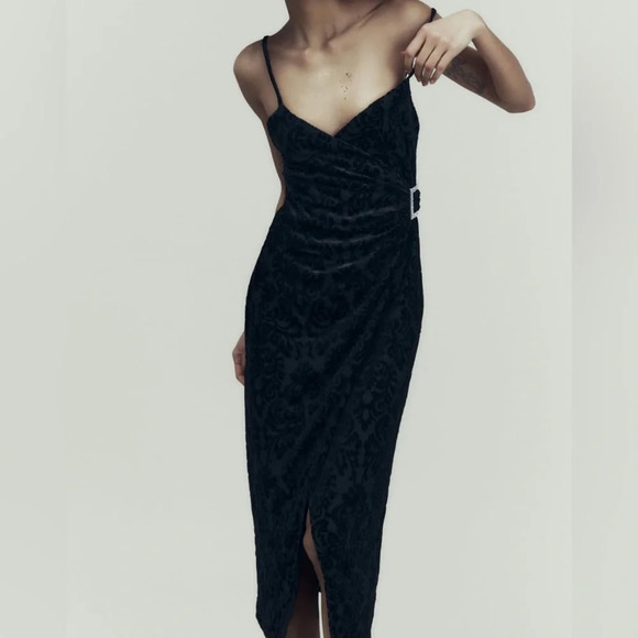 ZARA BUCKLED JACQUARD Velvet DRESS - Picture 4 of 13